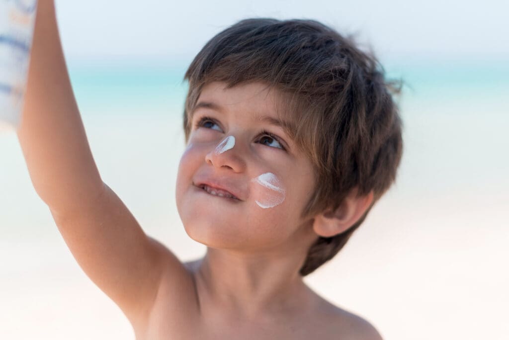 Como Cuidar da Pele no Verão: Guia Prático e Eficaz