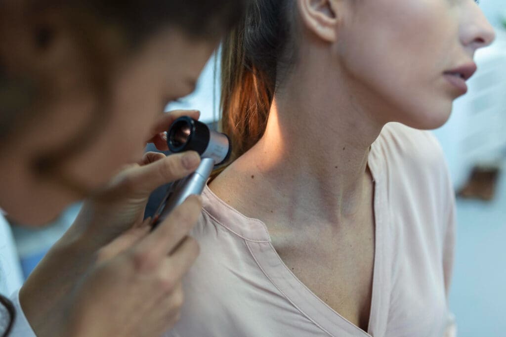 Melanoma: O Que É, Sintomas e Como Identificar